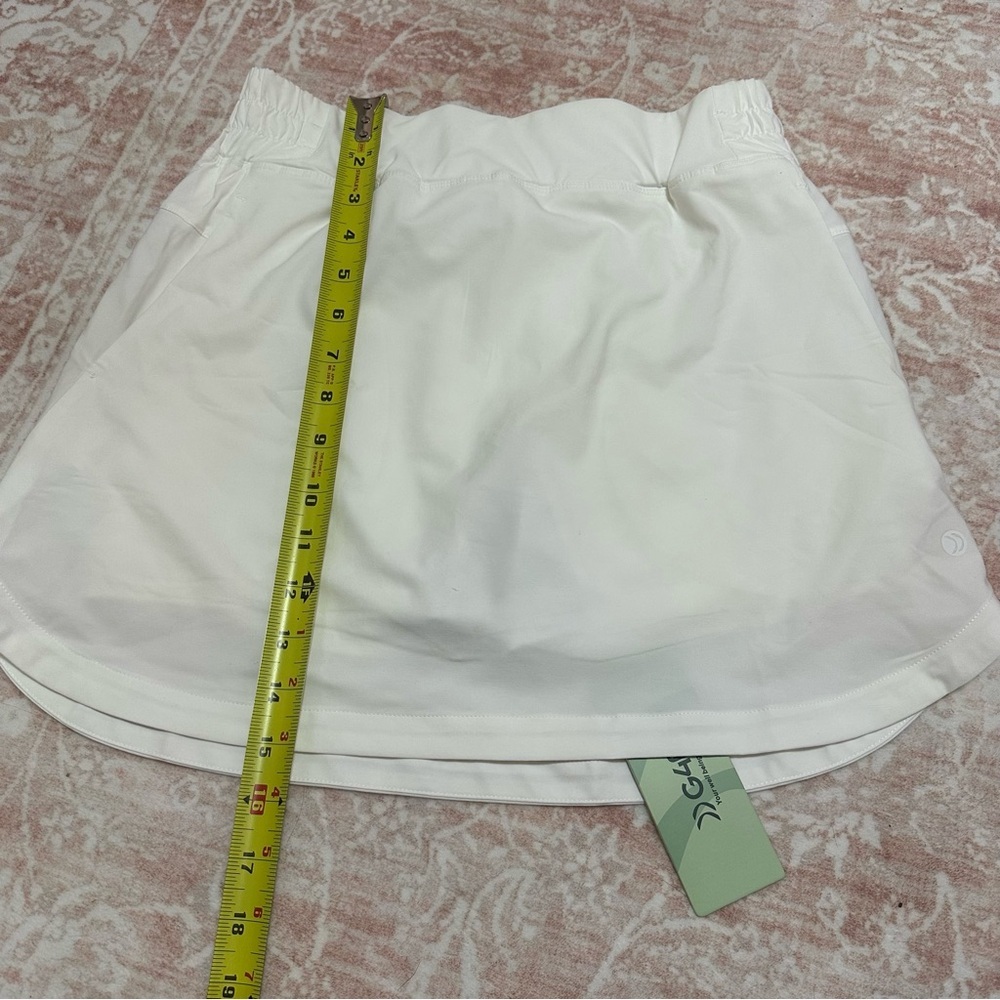 NWT 🤍 Athletic Skort with Pockets - Picture 3 of 9